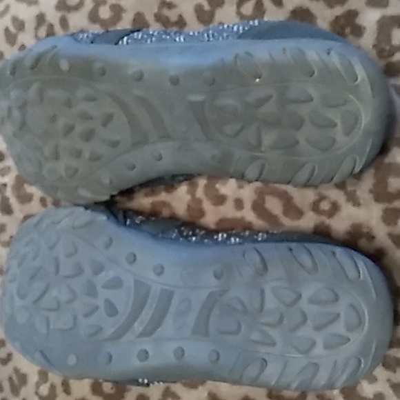 Athletic Works Grey Slip On Tennis Shoes - Picture 5 of 7